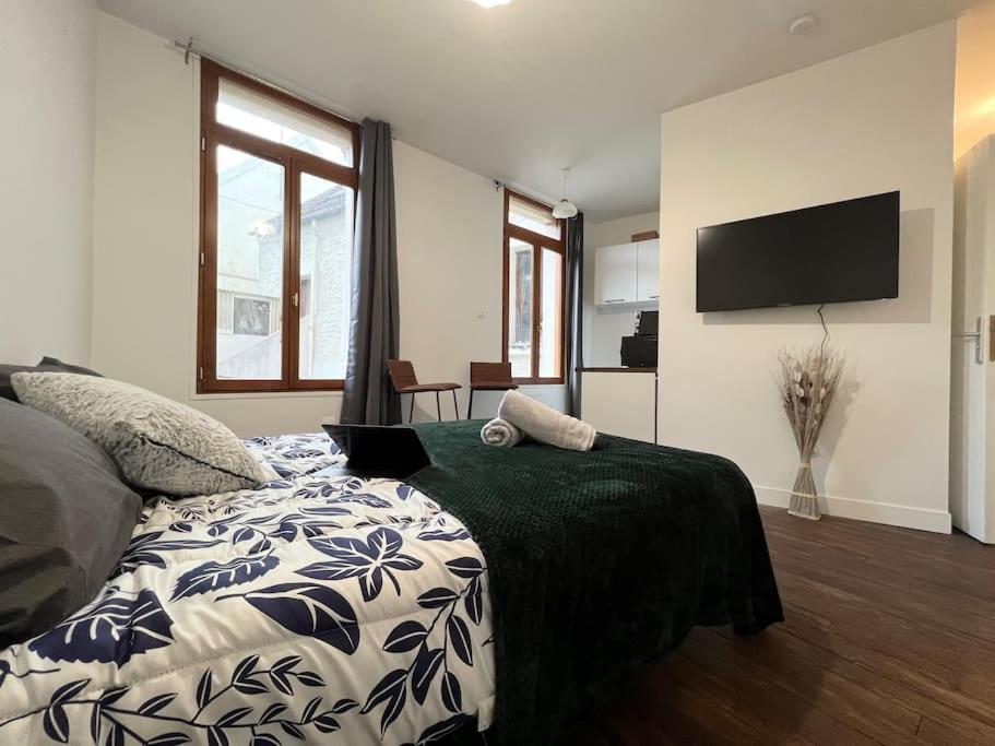 Le Petit Nid A 2 Min Gare / Centre Meulan Apartment Exterior photo